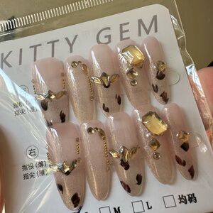 Gold and Black Nail Art Set